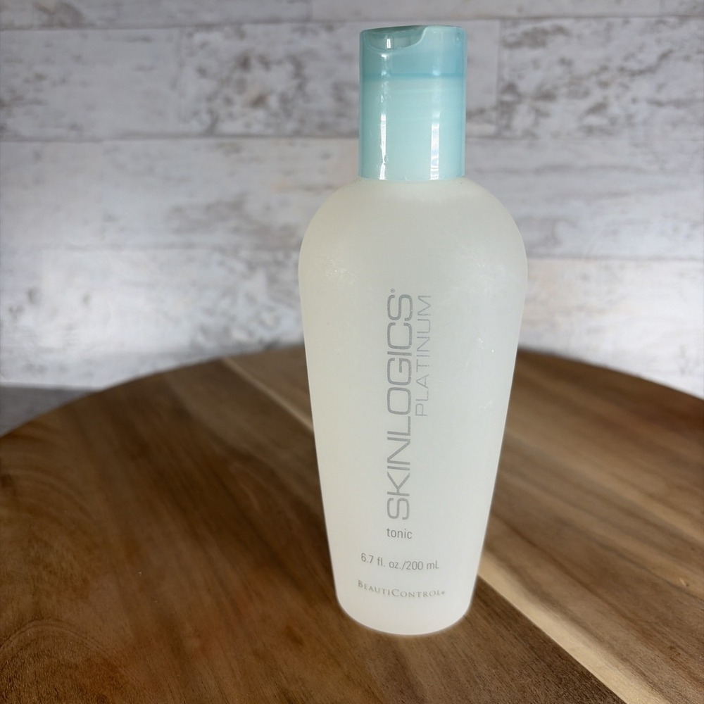 BeautiControl Skinlogics Platinum 6.7 oz. Tonic New & Sealed
